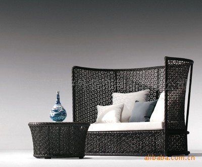 花式編藤沙發 休閑與實用的完美結合——上?；軋@戶外裝飾制品